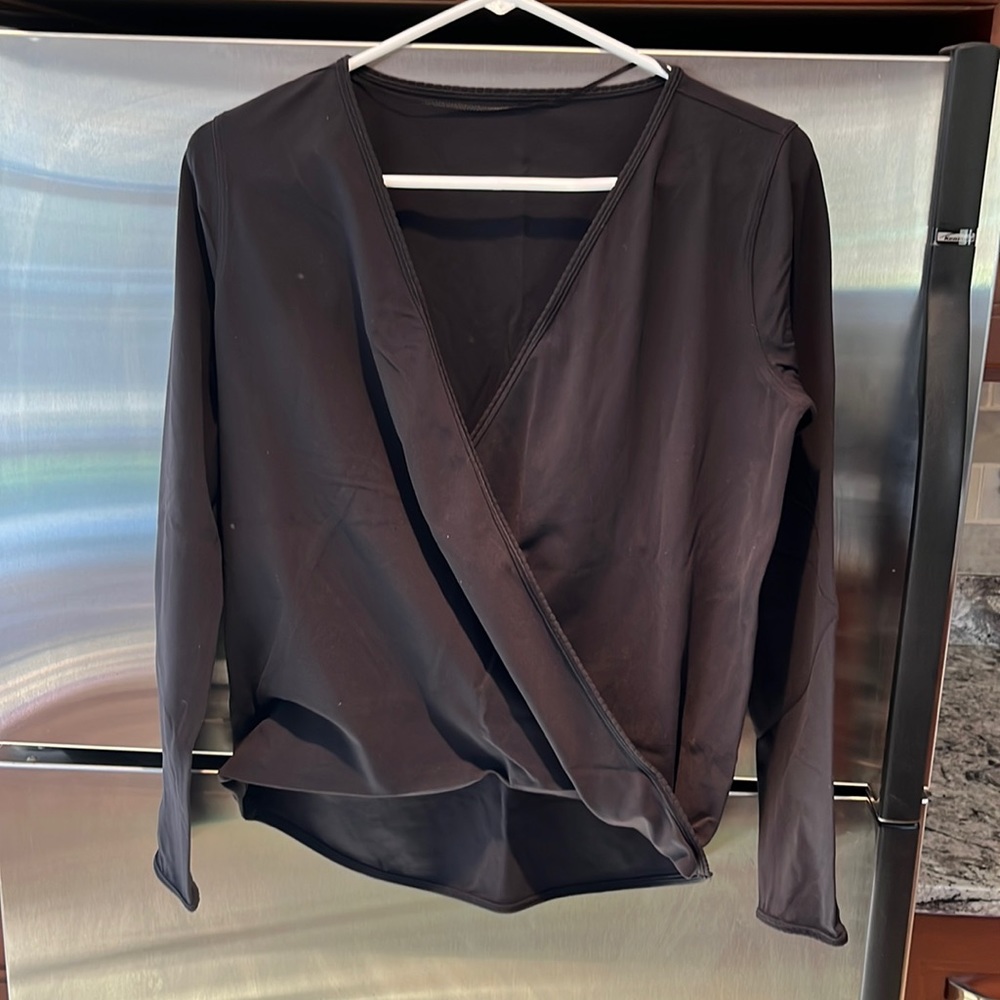 Black Lululemon V Neck